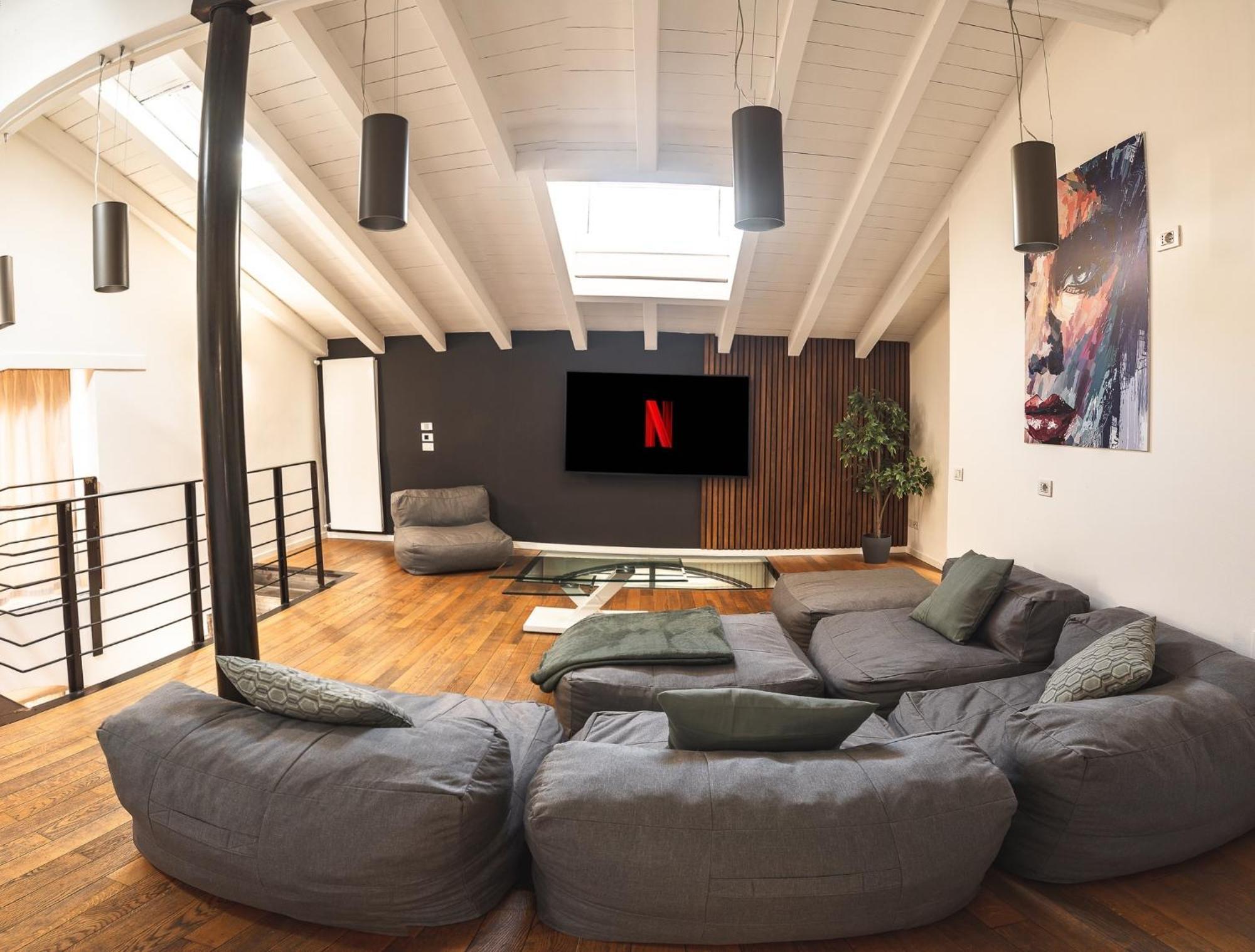 Luxury Industrial Apt Vicino Al Centro Con Garage Brescia Exterior photo